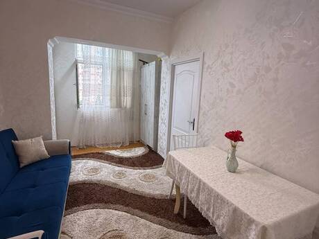 7-ci mikrorayonda 2 otaqlı köhnə tikili mənzil satılır, 55 m², 137 000 AZN, şəkil 2 / 9
