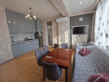 3-room new-build apartment for rent in Neftçilər, 90 m², 800 AZN/mo, photo 2 / 12