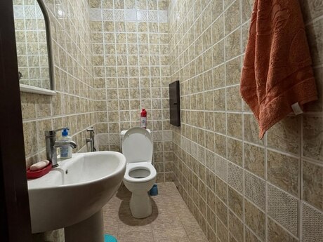 2-room new-build apartment for sale in Qara Qarayev, 80 m², 165 000 AZN, photo 3 / 12
