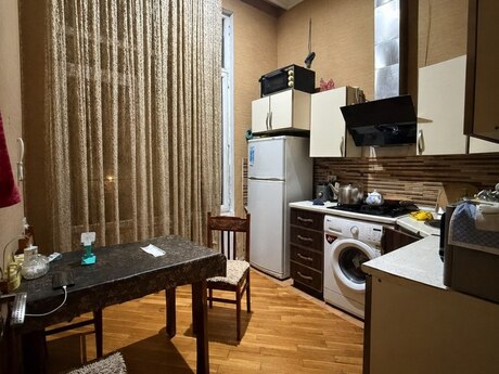 Elan №6541550 - Bakı, Qara Qarayev m., 2 otaqlı, 75 m², 3/16 mərtəbə