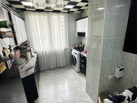 28 Mayda 2 otaqlı köhnə tikili mənzil satılır, 100 m², 235 000 AZN, şəkil 4 / 6