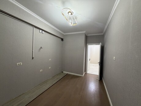 İnşaatçılarda 3 otaqlı yeni tikili mənzil satılır, 83 m², 268 000 AZN, şəkil 5 / 11