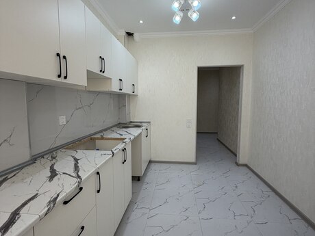 Qurtuluş 93 kompleksində 3 otaqlı yeni tikili mənzil satılır, 72 m², 88 000 AZN, şəkil 3 / 11