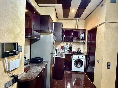 Продаётся 2-комнатная квартира в новостройке, Qara Qarayev, 60 м², 220 000 AZN, фото 4 / 5