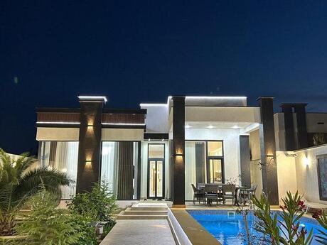 4 otaq · 200 m²
