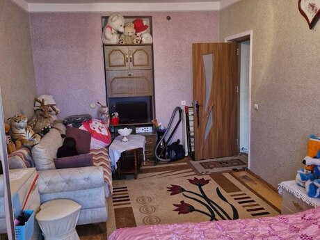 Продаётся 1-комнатная квартира в старом фонде, Xalqlar Dostluğu, 31 м², 100 000 AZN, фото 2 / 5