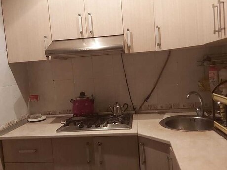 Neftçilərdə 2 otaqlı köhnə tikili mənzil kirayə verilir, 50 m², 520 AZN/ay, şəkil 5 / 6