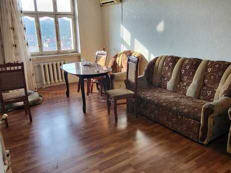 Elan №6541920 - Bakı, Qaraçuxur q., 2 otaqlı, 55 m², 8/9 mərtəbə