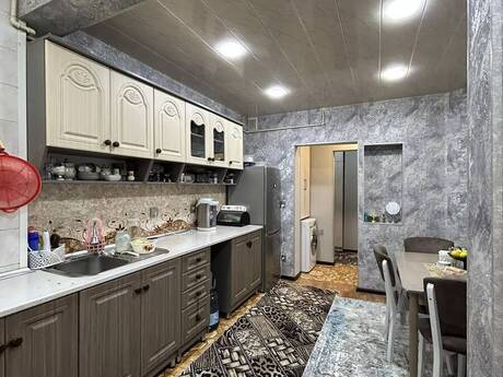 İnşaatçılarda 3 otaqlı köhnə tikili mənzil satılır, 70 m², 185 000 AZN, şəkil 5 / 12