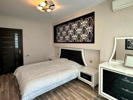 Продаётся 3-комнатная квартира в старом фонде, Nəsimi, 80 м², 175 000 AZN, фото 5 / 12