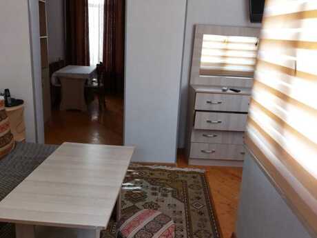 İçəri Şəhərdə 3 otaqlı köhnə tikili mənzil satılır, 43 m², 155 000 AZN, şəkil 3 / 12