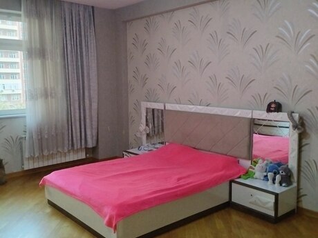 Azadlıq Prospektidə 3 otaqlı yeni tikili mənzil kirayə verilir, 150 m², 950 AZN/ay, şəkil 4 / 10