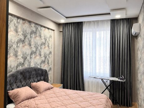 2 otaq · 93 m²