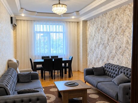 3 otaq · 128 m²