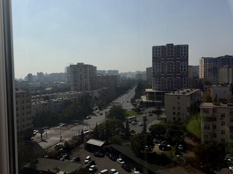 4 otaq · 180 m² · 11/14 mərtəbə, Memar Əcəmi