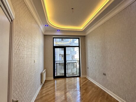 3-room new-build apartment for sale in Grand Plaza, 124 m², 525 000 AZN, photo 4 / 12