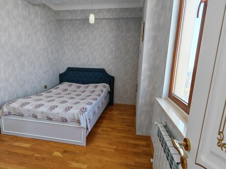 3 otaqlı mənzil, 80 m², Qara Qarayev, 265 000 AZN