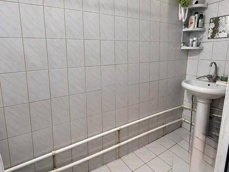 28 Mayda 2 otaqlı köhnə tikili mənzil satılır, 55 m², 155 000 AZN, şəkil 5 / 6