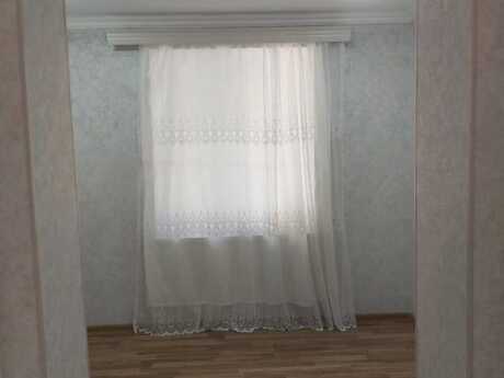 Продаётся 2-комнатная квартира в старом фонде, Neftçilər, 34 м², 115 000 AZN, фото 2 / 12