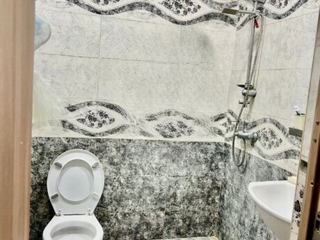 28 Mayda 2 otaqlı yeni tikili mənzil satılır, 72 m², 280 000 AZN, şəkil 3 / 4