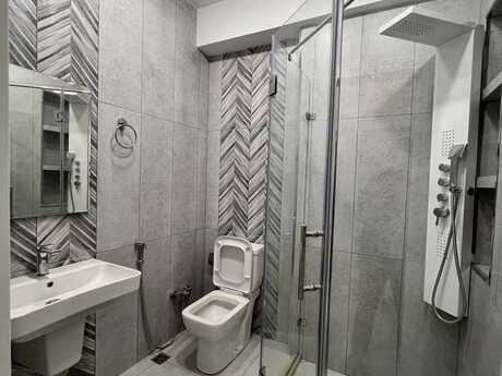 Продаётся 2-комнатная квартира в новостройке, ЖК White Tower, 70 м², 228 000 AZN, фото 4 / 7