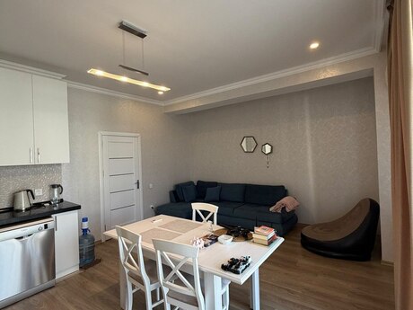 Azadlıq Residence kompleksində 3 otaqlı yeni tikili mənzil kirayə verilir, 110 m², 1 498 AZN/ay, şəkil 4 / 12
