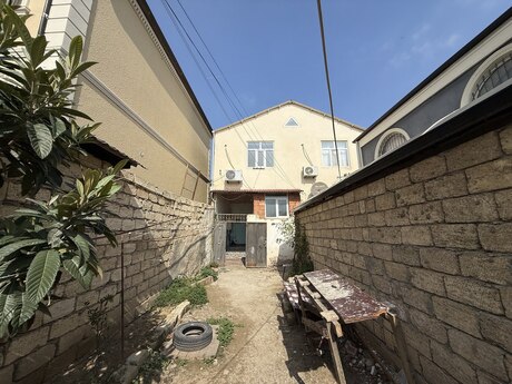 5 rooms · 180 m²