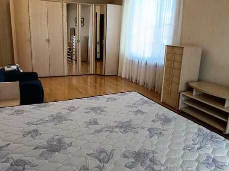 5-room new-build apartment for rent in Nəsimi, 320 m², 2 300 AZN/mo, photo 5 / 12
