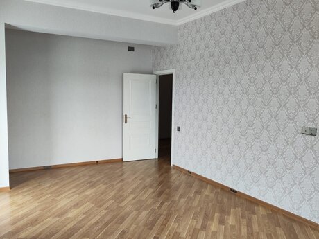 Bayılda 1 otaqlı yeni tikili mənzil satılır, 85,3 m², 179 000 AZN, şəkil 2 / 9