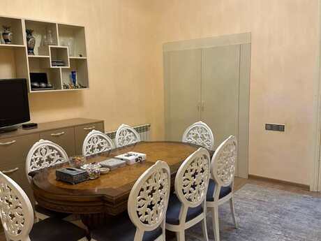 İçəri Şəhərdə 4 otaqlı köhnə tikili mənzil satılır, 100 m², 950 000 AZN, şəkil 4 / 12