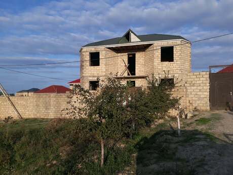 Sarayda 8 otaqlı həyət evi satılır, 220 m², 78 000 AZN, şəkil 2 / 4