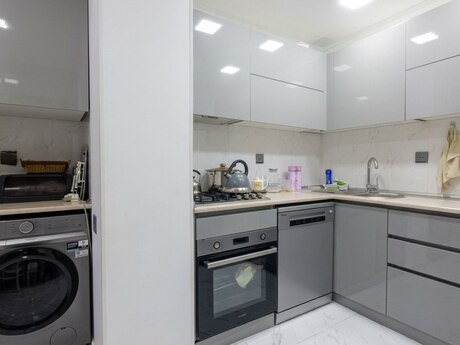 3 otaq · 104 m²