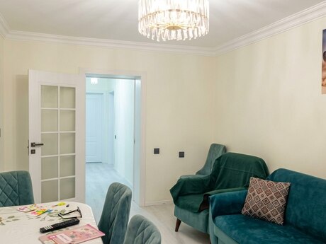 Elmlər Akademiyasında 3 otaqlı köhnə tikili mənzil satılır, 104 m², 210 000 AZN, şəkil 3 / 12