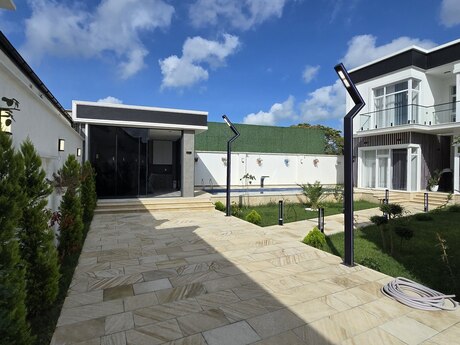 Şüvəlanda 4 otaqlı həyət evi satılır, 200 m², 370 000 AZN, şəkil 4 / 12