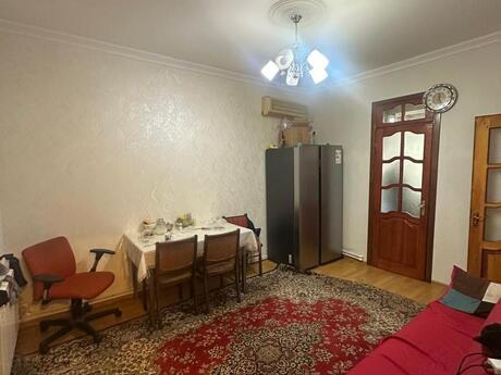 Memar Əcəmidə 3 otaqlı köhnə tikili mənzil satılır, 49 m², 143 000 AZN, şəkil 3 / 12