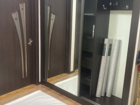 4 otaq · 90 m² · 7/9 mərtəbə, İnşaatçılar