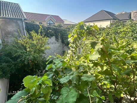 Qaraçuxurda 4 otaqlı həyət evi satılır, 120 m², 190 000 AZN, şəkil 2 / 12