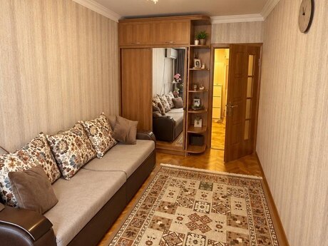 3-room old-build apartment for sale in Neftçilər, 70 m², 205 000 AZN, photo 3 / 11