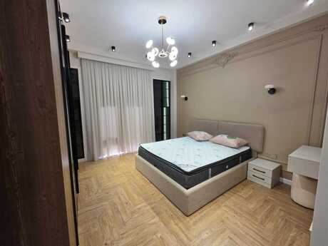 Ağ şəhərdə 3 otaqlı yeni tikili mənzil kirayə verilir, 128 m², 3 000 AZN/ay, şəkil 3 / 12