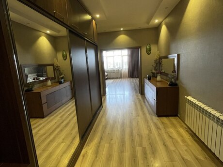 Elan №6542624 - Bakı, Bakıxanov q., 3 otaqlı, 135 m², 9/11 mərtəbə