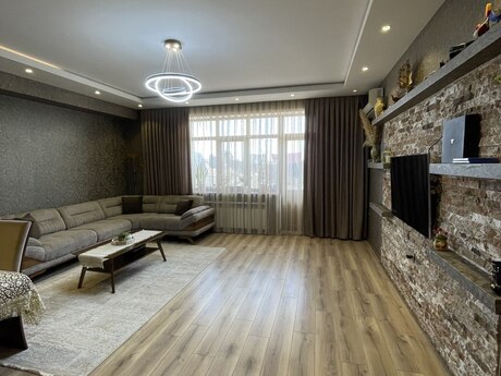 Продаётся 3-комнатная квартира в новостройке, Bakıxanov, 135 м², 340 000 AZN, фото 3 / 12