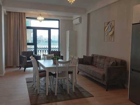 2 otaq · 80 m² · 10/14 mərtəbə, İçəri Şəhər