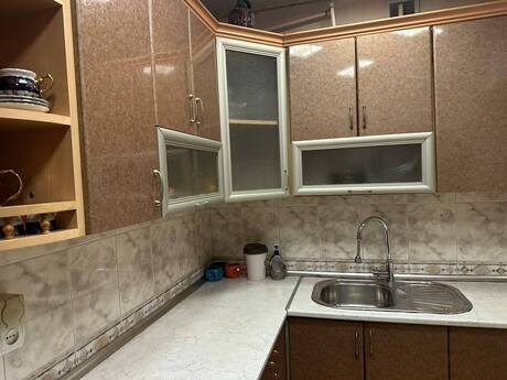 Xətaidə 3 otaqlı köhnə tikili mənzil kirayə verilir, 120 m², 700 AZN/ay, şəkil 4 / 12