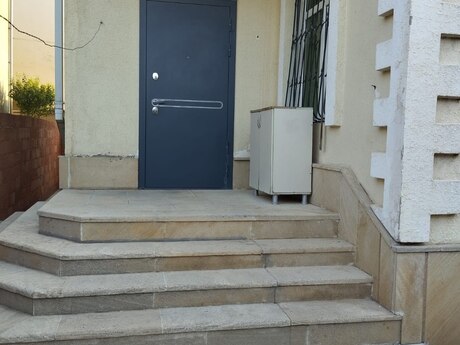 Biləcəridə 6 otaqlı həyət evi satılır, 270 m², 210 000 AZN, şəkil 3 / 12