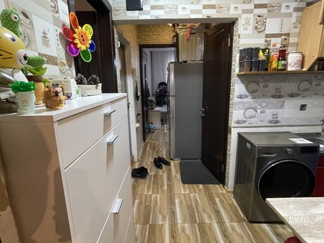 Bakıxanovda 3 otaqlı köhnə tikili mənzil satılır, 55 m², 159 000 AZN, şəkil 4 / 10