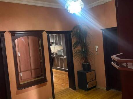 Böyükşorda 3 otaqlı yeni tikili mənzil kirayə verilir, 150 m², 300 AZN/ay, şəkil 2 / 6