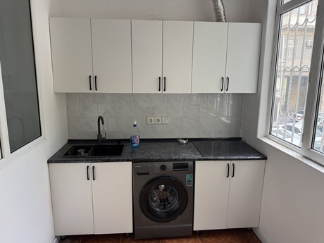 Sahildə 2 otaqlı köhnə tikili mənzil kirayə verilir, 45 m², 1 350 AZN/ay, şəkil 3 / 5