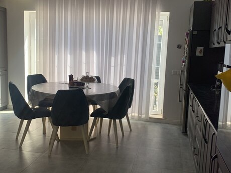 Badamdarda 5 otaqlı həyət evi satılır, 200 m², 520 000 AZN, şəkil 2 / 12