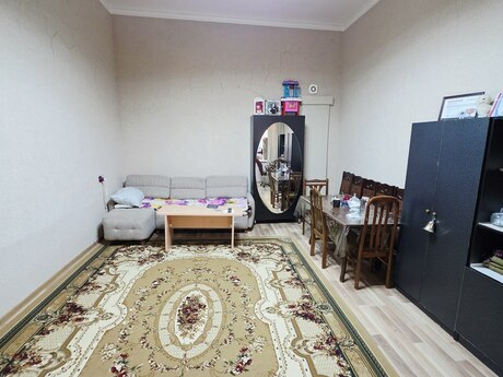 20-ci sahədə 2 otaqlı köhnə tikili mənzil satılır, 70 m², 85 000 AZN, şəkil 3 / 10