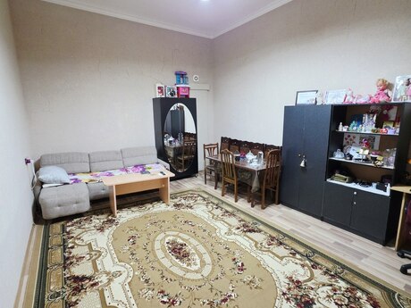 20-ci sahədə 2 otaqlı köhnə tikili mənzil satılır, 70 m², 85 000 AZN, şəkil 2 / 10
